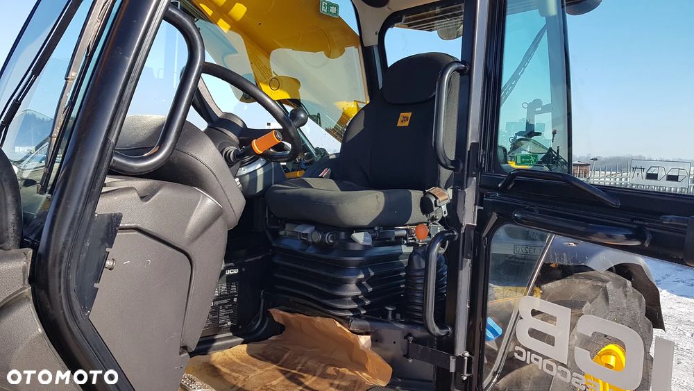 JCB 531-70 Agri Super 2018R - 21