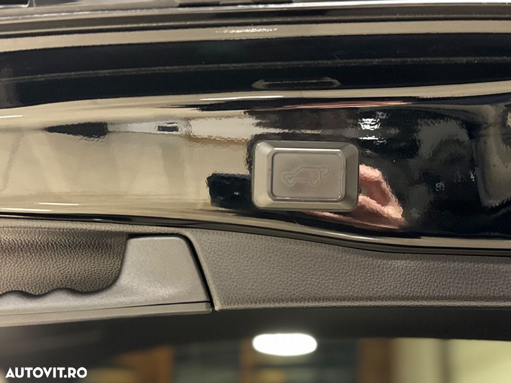 Toyota RAV4 2.5 4x4 Black Edition - 22