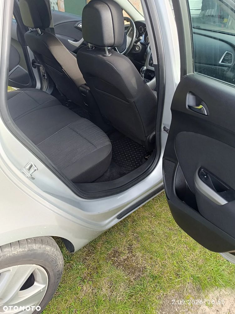 Opel Astra 1.7 CDTI - 17
