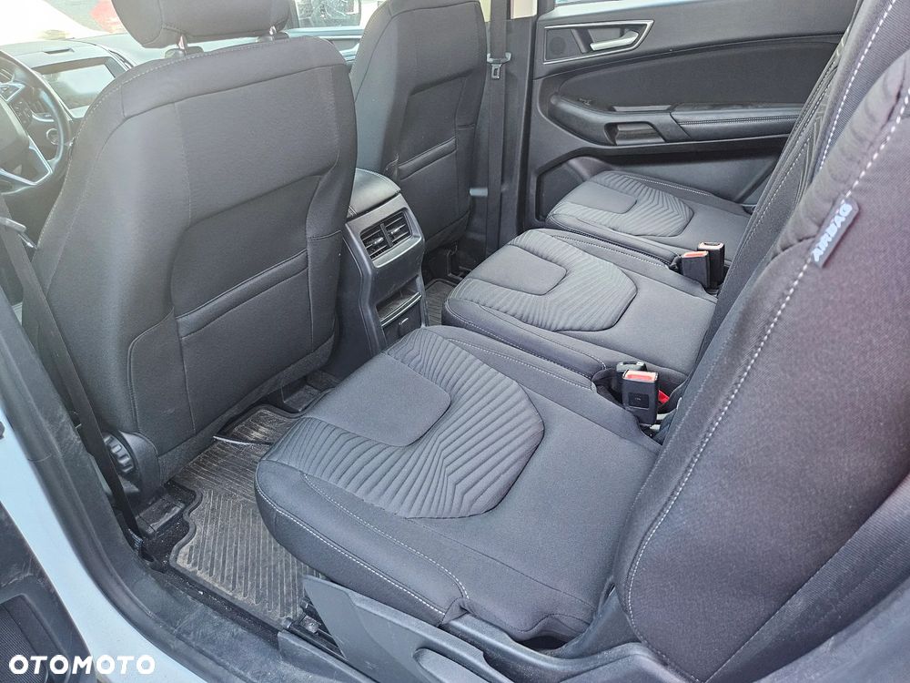 Ford S-Max - 8