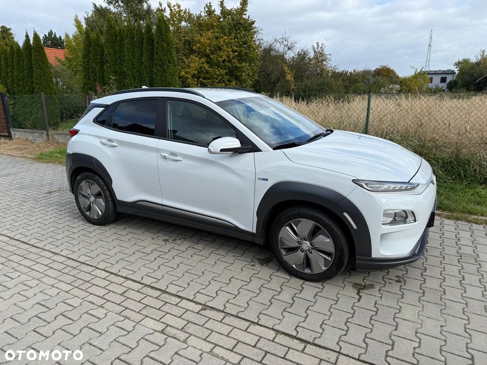 Hyundai Kona Electric 64kWh Executive - 2