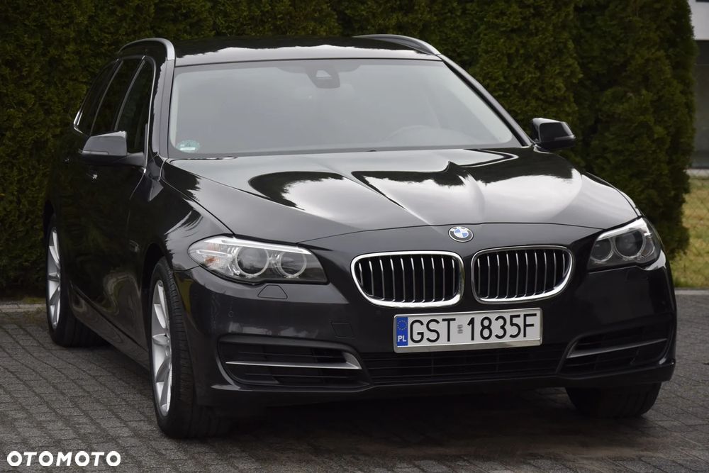 BMW Seria 5 520d xDrive - 2