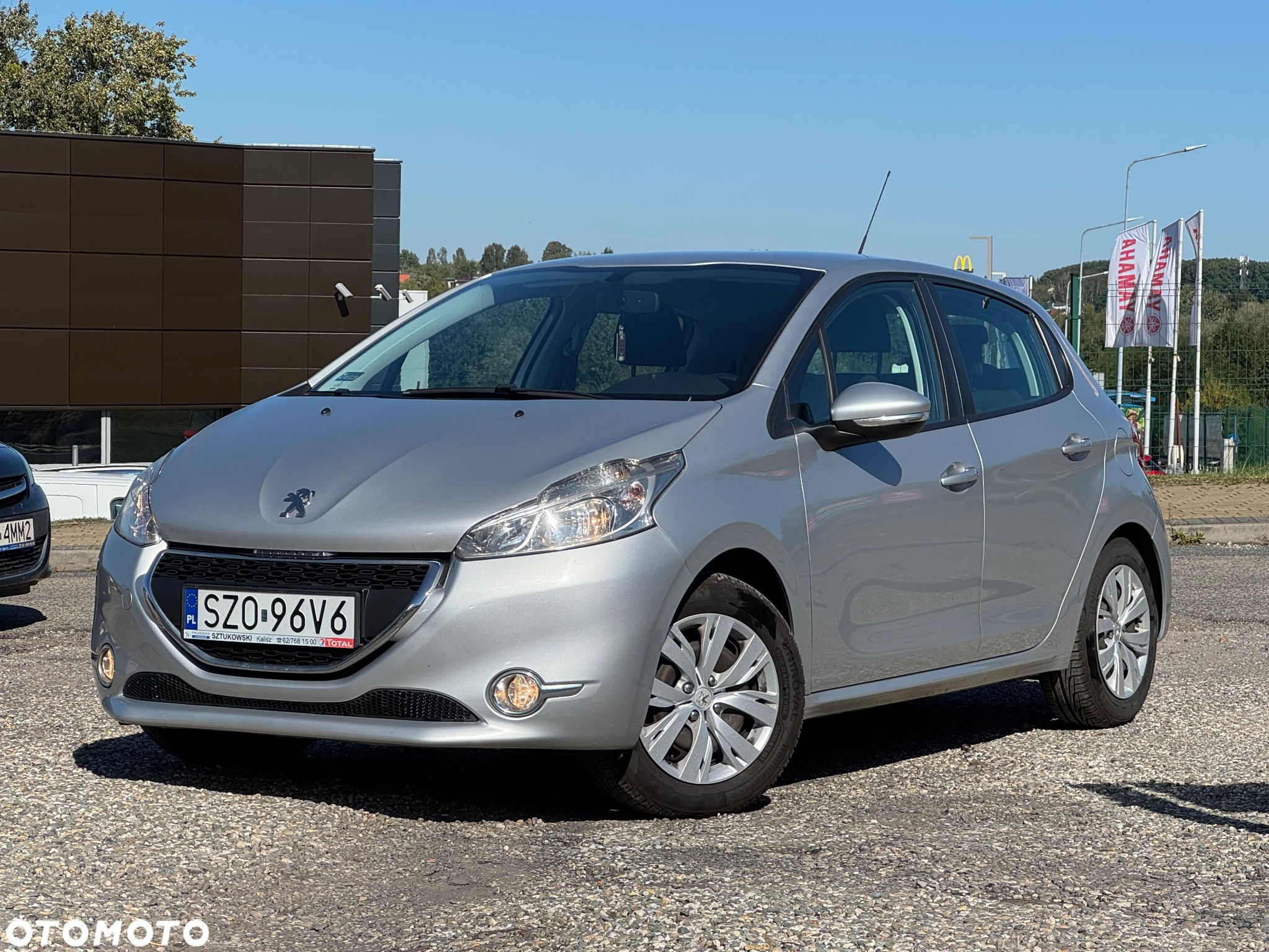 Peugeot 208 - 4