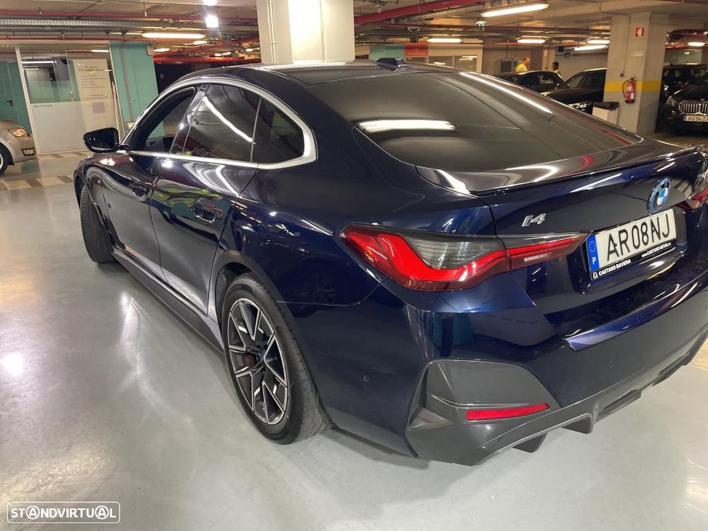 BMW i4 eDrive40 Desportiva M - 3
