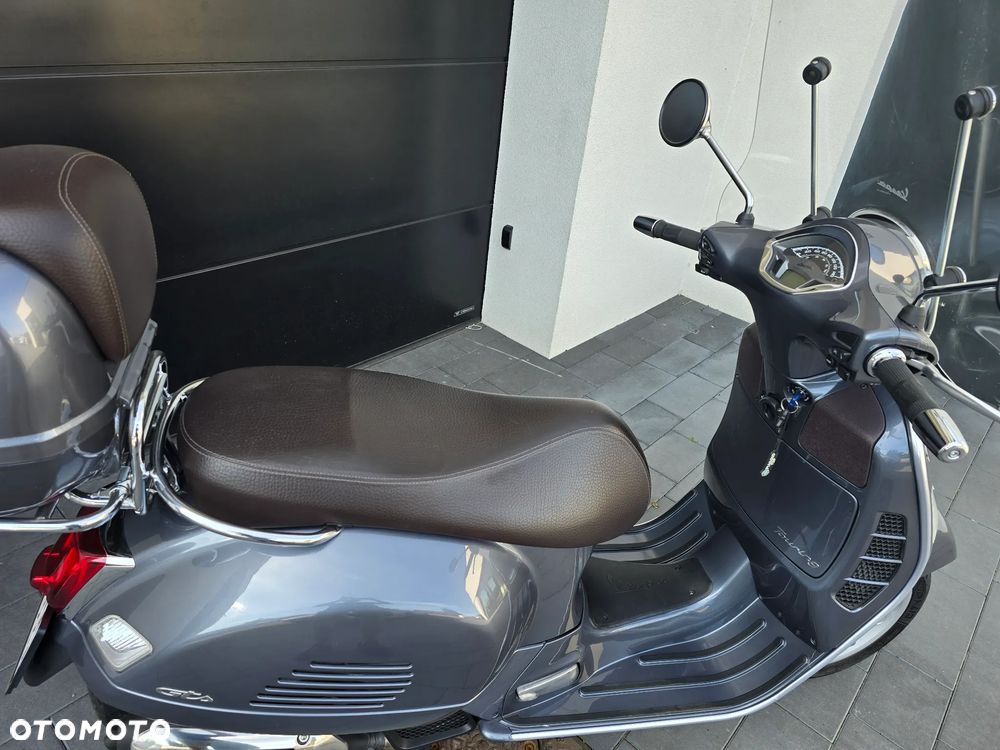 Piaggio Vespa - 8