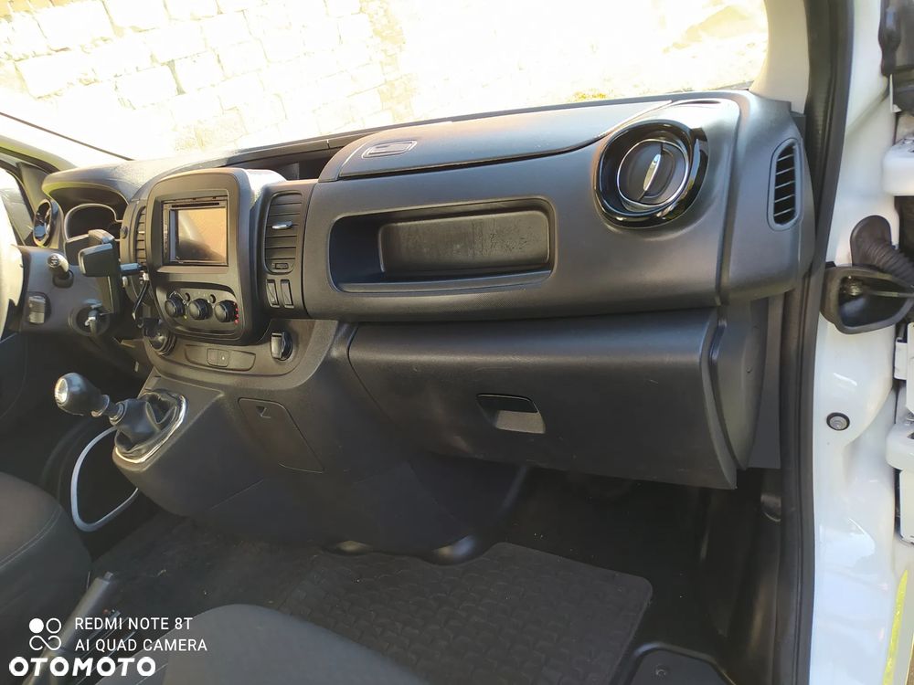Opel Vivaro - 27