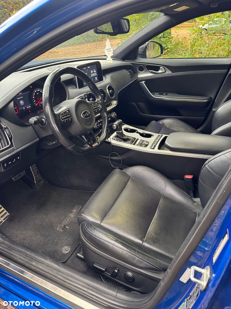 Kia Stinger 3.3 T-GDI AWD GT - 6