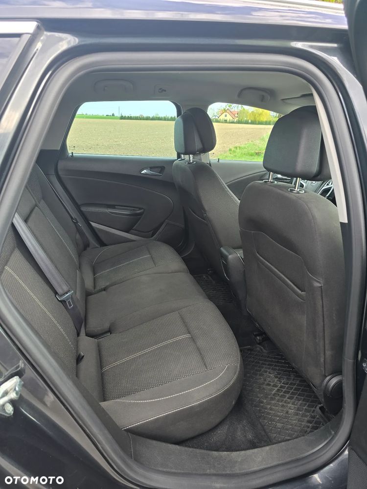 Opel Astra 2.0 CDTI Cosmo S&S - 14