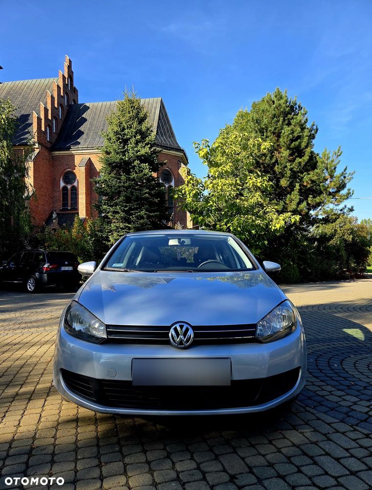 Volkswagen Golf - 2