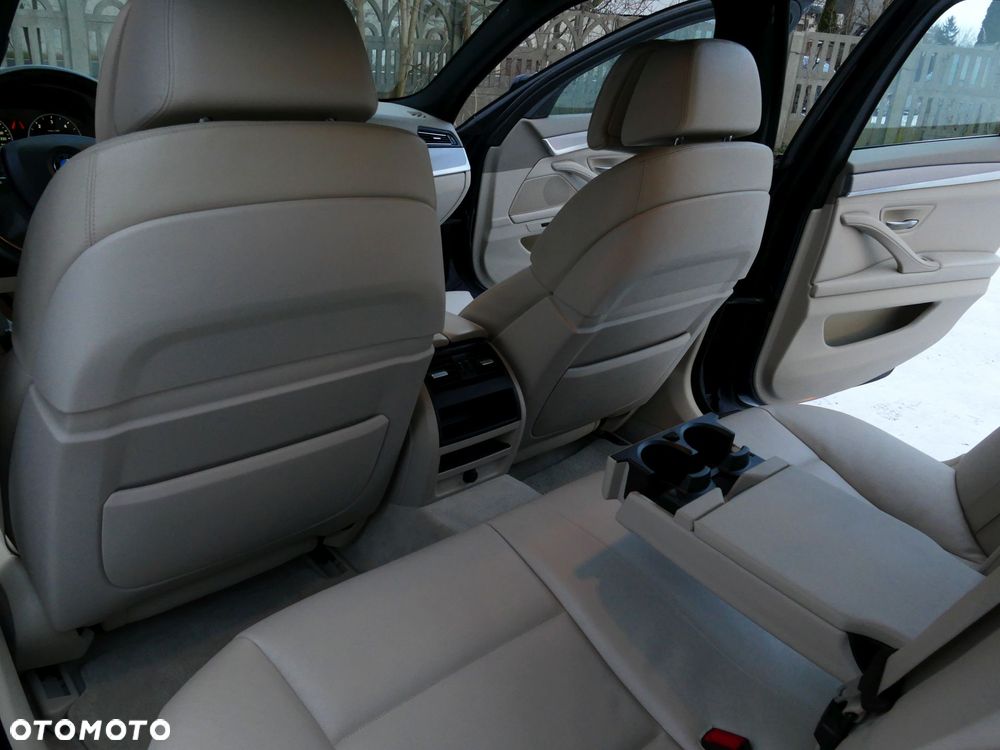 BMW Seria 5 535d xDrive Sport-Aut Luxury Line - 21