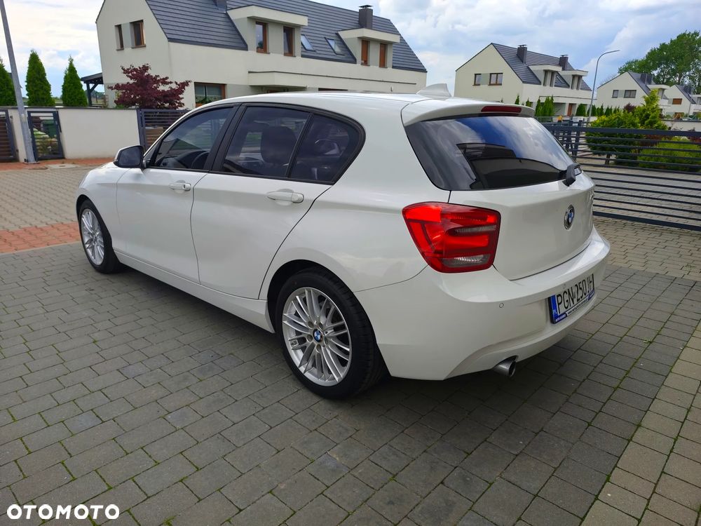 BMW Seria 1 116d EfficientDynamics Sport Line - 5