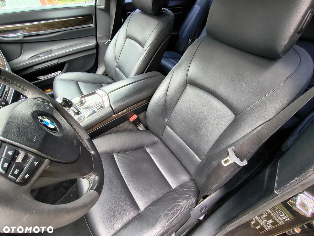 BMW Seria 7 740i - 20