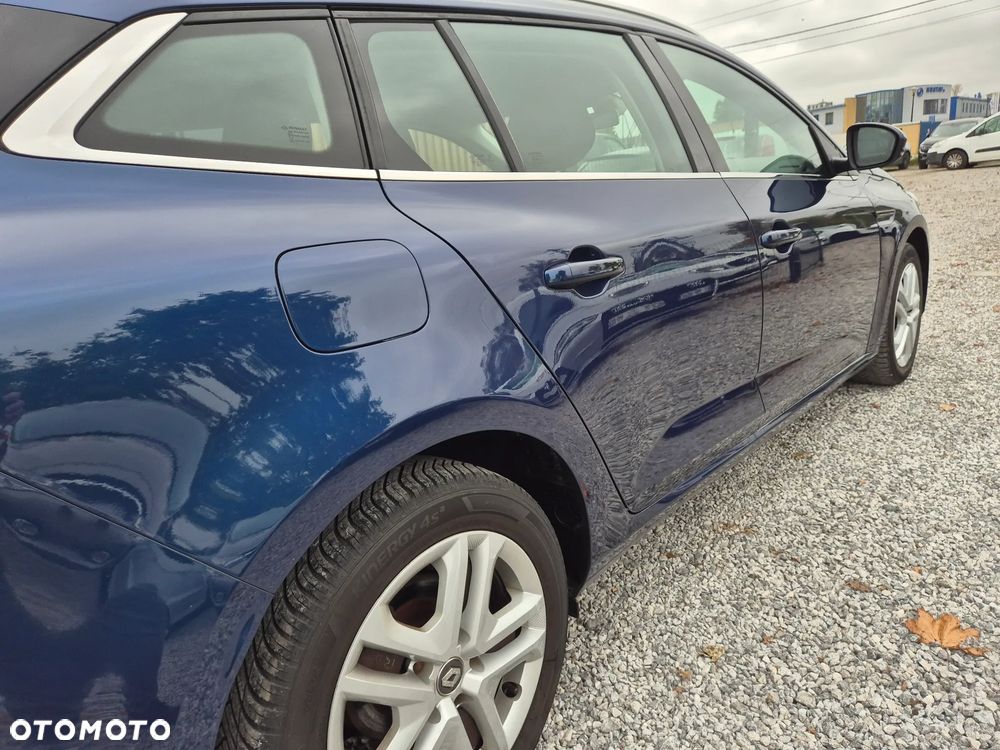 Renault Megane ENERGY TCe 100 EXPERIENCE - 24