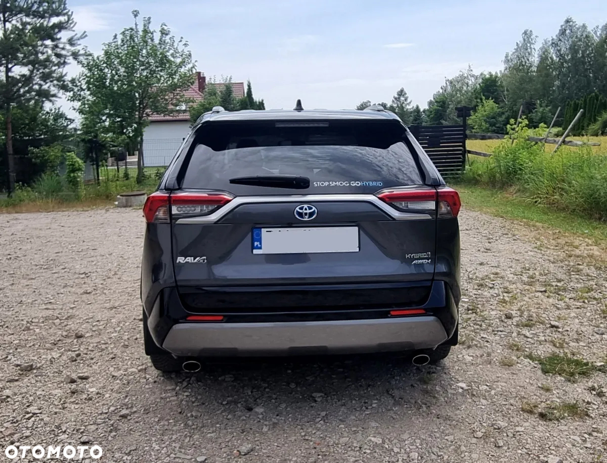 Toyota RAV4 - 5