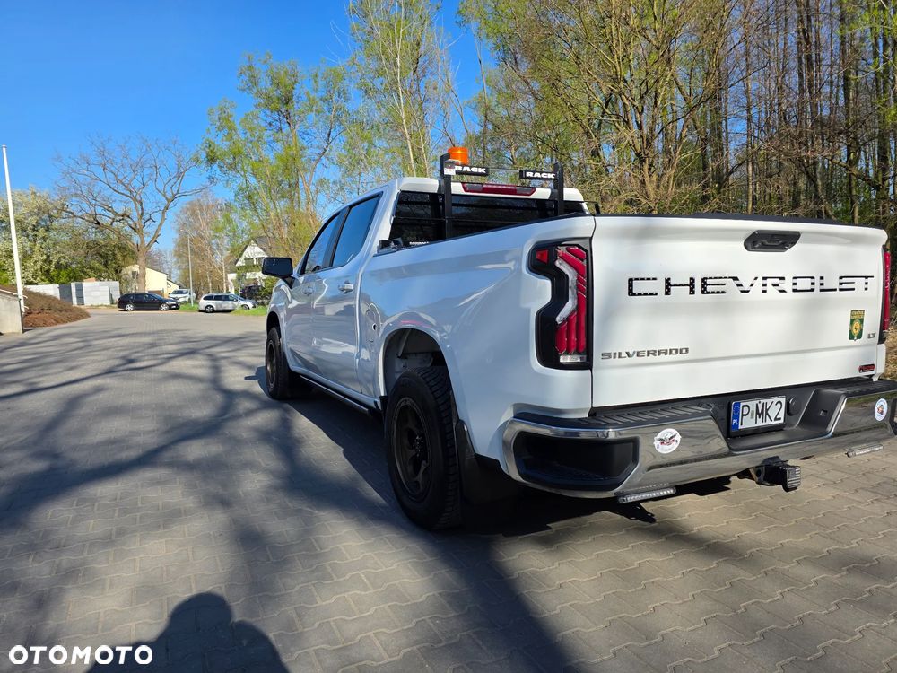 Chevrolet Silverado - 8