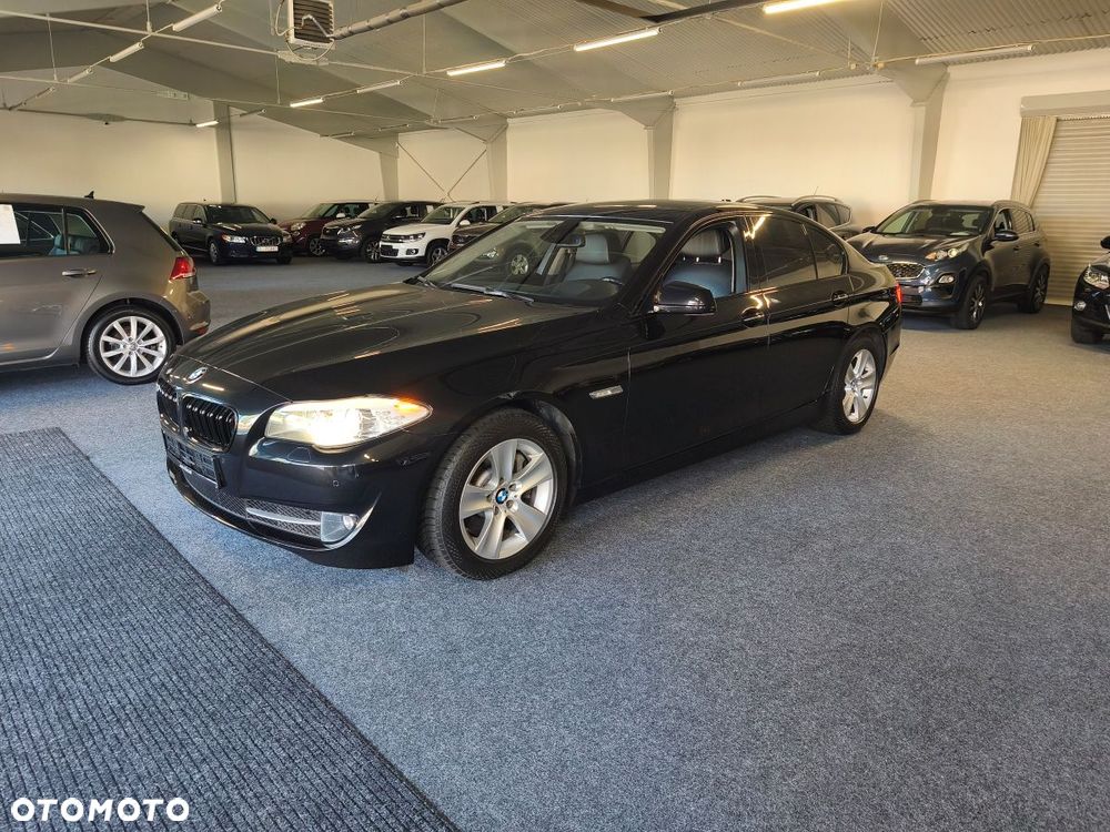 BMW Seria 5 525d - 1