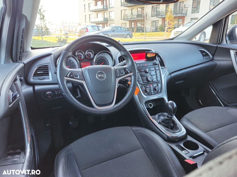 Opel Astra 1.4 ECOTEC Cosmo - 7