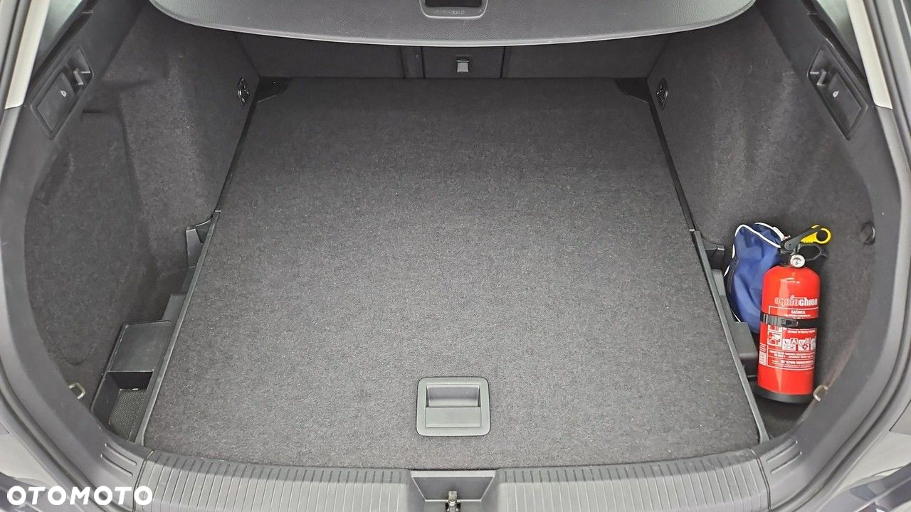 Volkswagen Golf VIII 2.0 TDI Style - 23