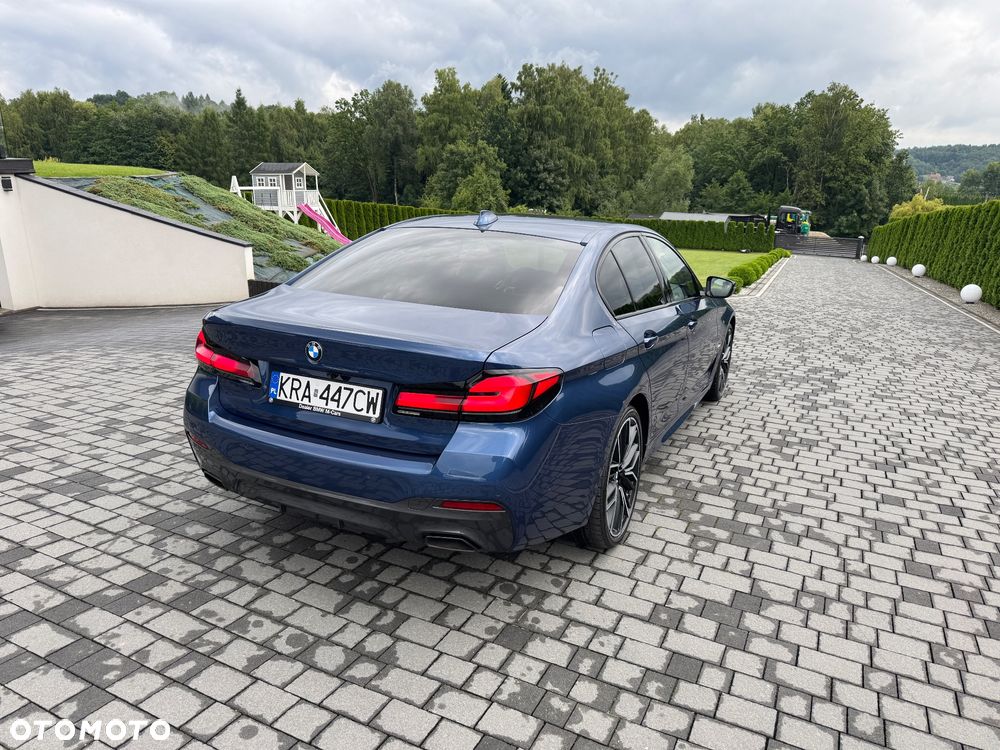 BMW Seria 5 540i xDrive mHEV M Sport sport - 15