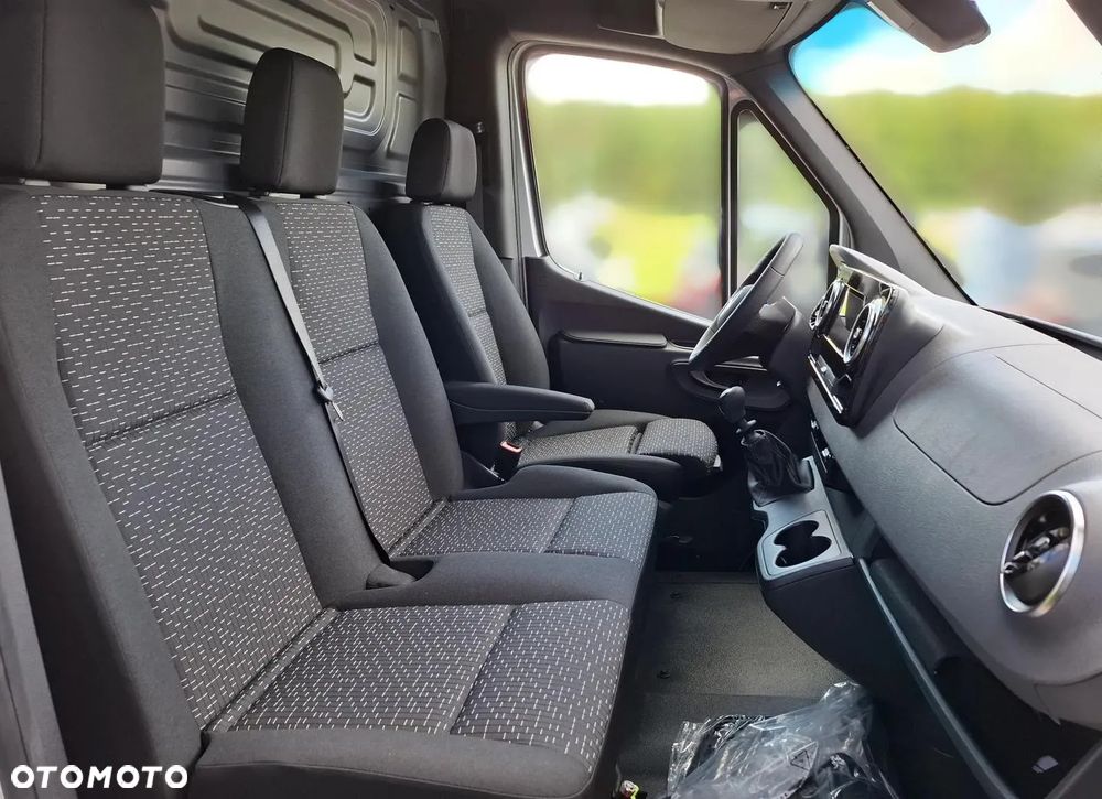 Mercedes-Benz Sprinter 317 CDI 170 KM Furgon Pro Długi - 11