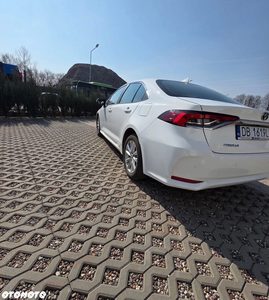 Toyota Corolla - 3