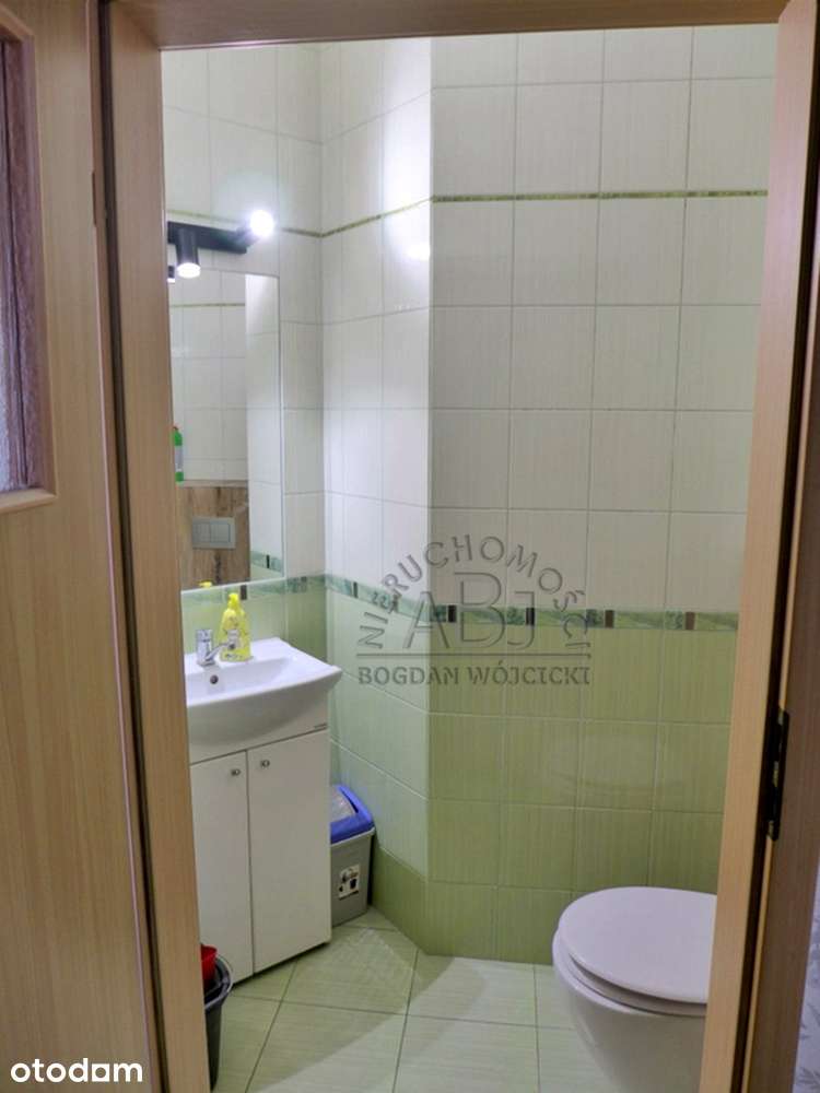 Pokój z balkonem w mieszkaniu na Ruczaju, Kraków