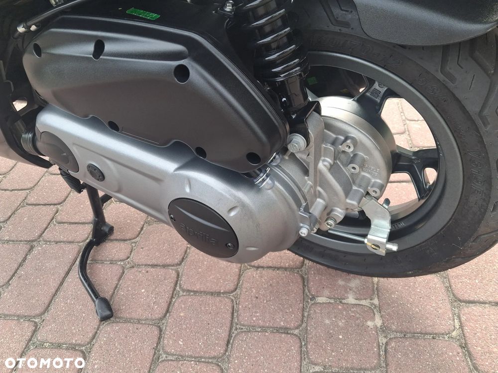 Aprilia SX - 9