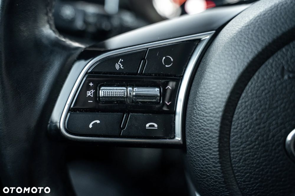 Kia Ceed 1.4 T-GDI DCT OPF Platinum Edition - 32