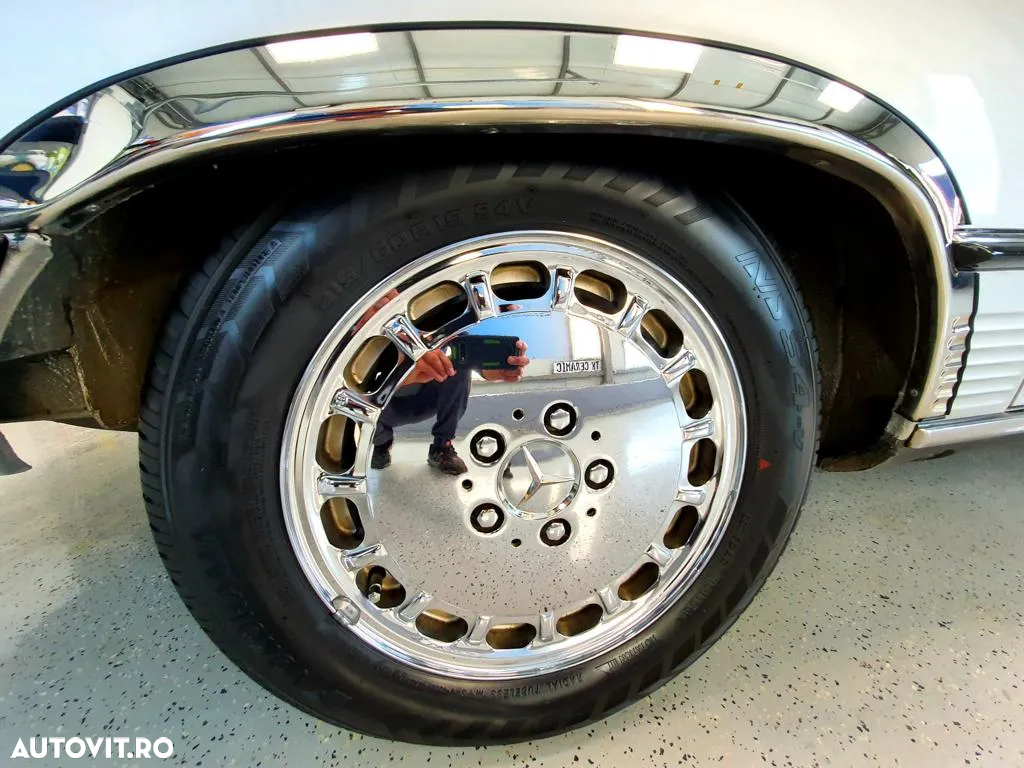 Mercedes-Benz SL - 17