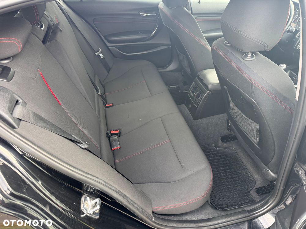 BMW Seria 1 120d Sport Line - 10