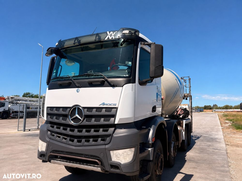 Mercedes-Benz Arocs - 1