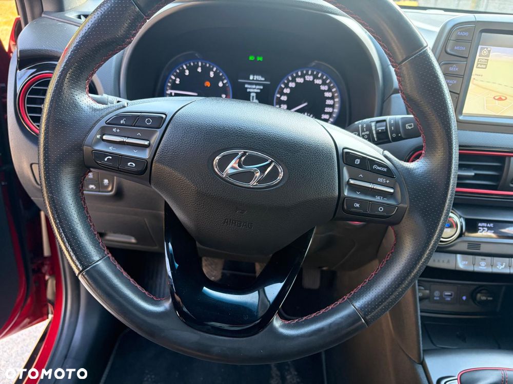 Hyundai Kona - 17