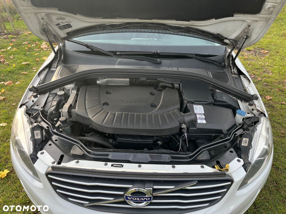 Volvo XC 60 D4 AWD Momentum - 14