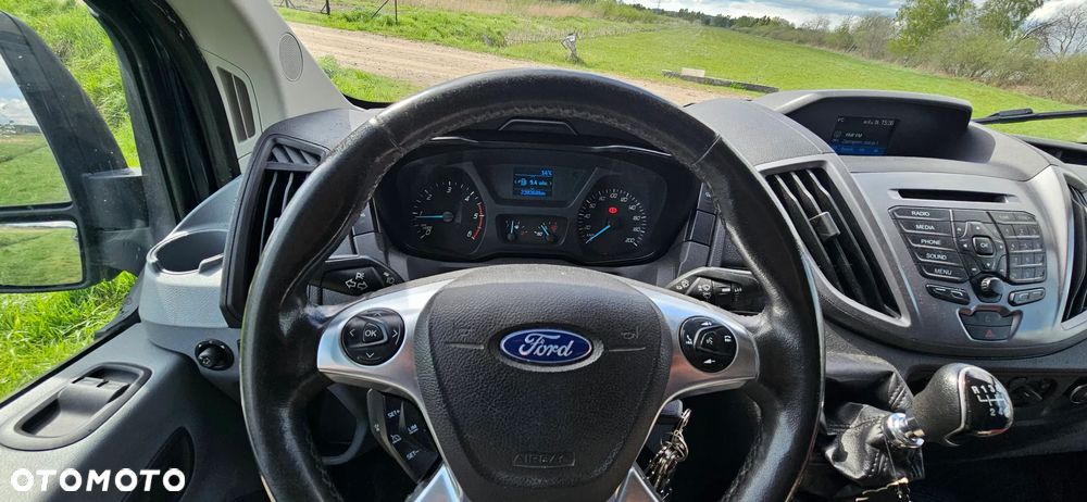 Ford Transit - 9