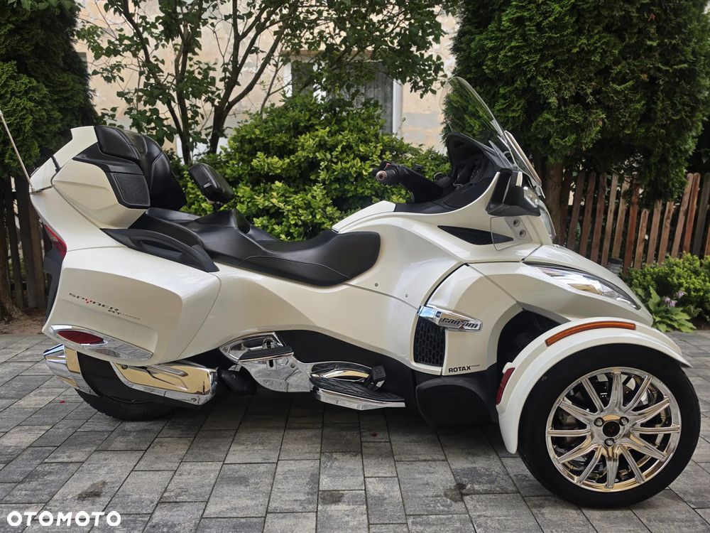 Can-Am Spyder - 3