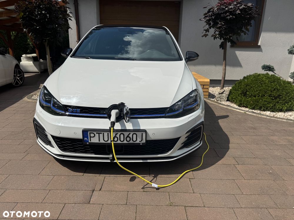 Volkswagen Golf - 15