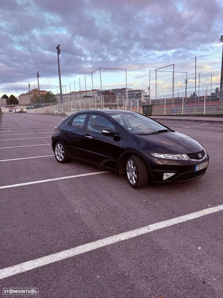 Honda Civic 1.8 Sport - 2