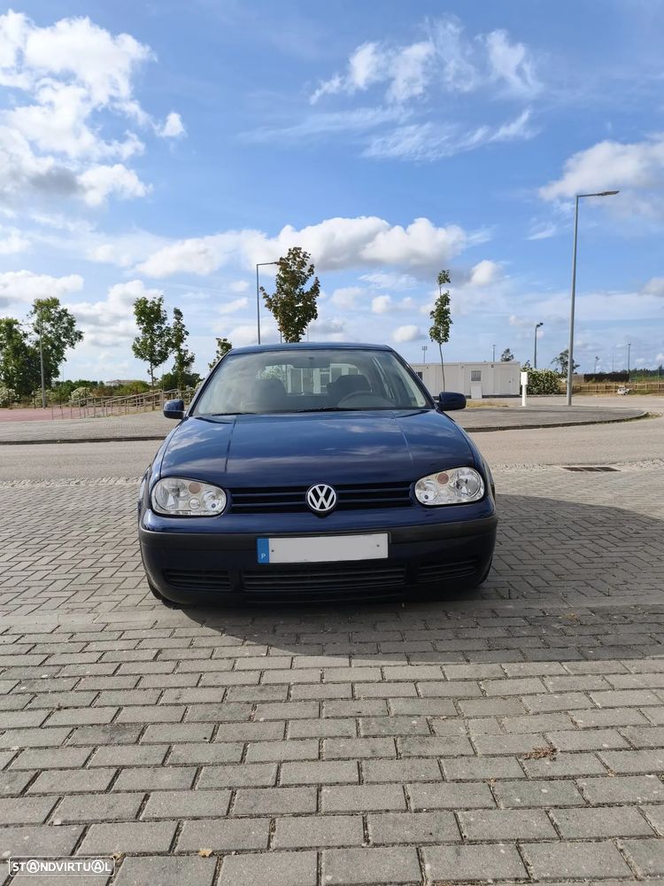 Volkswagen Golf 1.4i Confort — fotografia 4