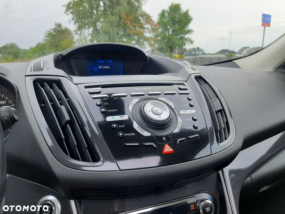Ford Kuga 2.0 TDCi 2x4 Titanium - 25