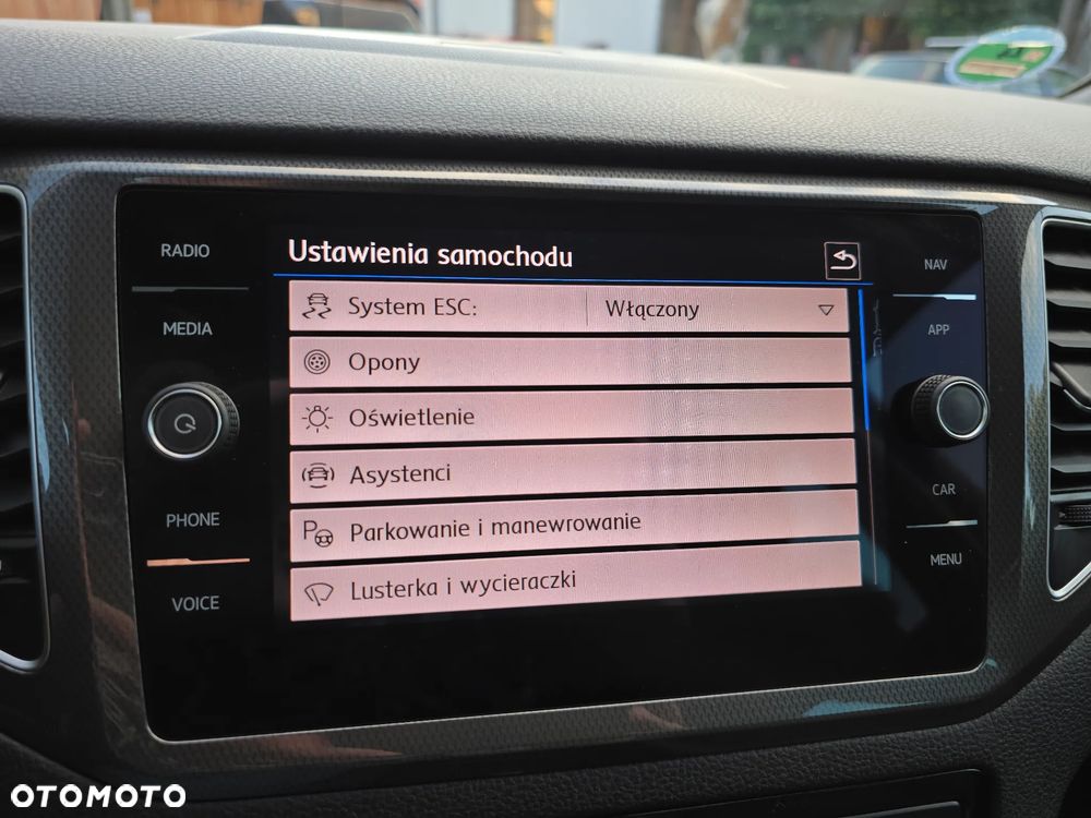 Volkswagen Golf Sportsvan 2.0 TDI SCR DSG Join - 24