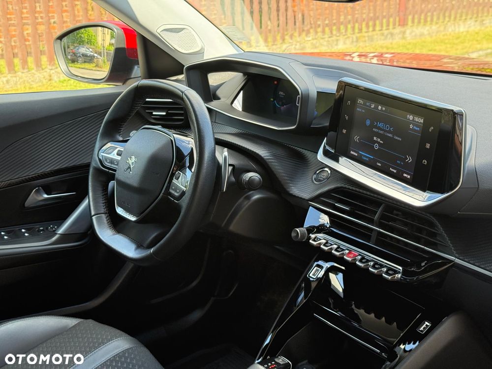 Peugeot 2008 1.2 PureTech Allure Pack S&S EAT8 - 19