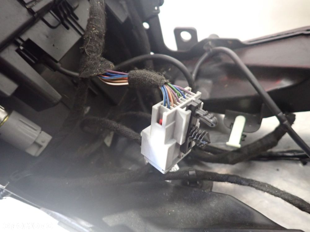 TUNEL ŚRODKOWY FORD MONDEO V 1.5 - 4
