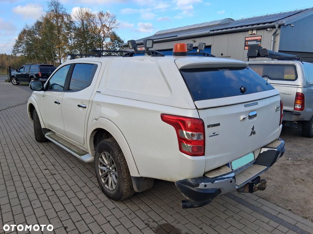 Mitsubishi L200 2016 photo 3