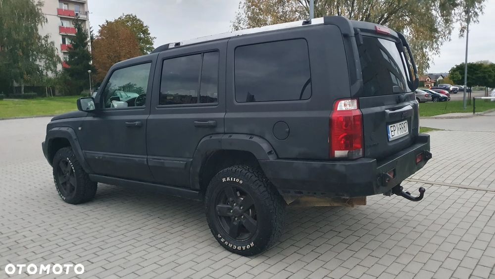 Jeep Commander - 13