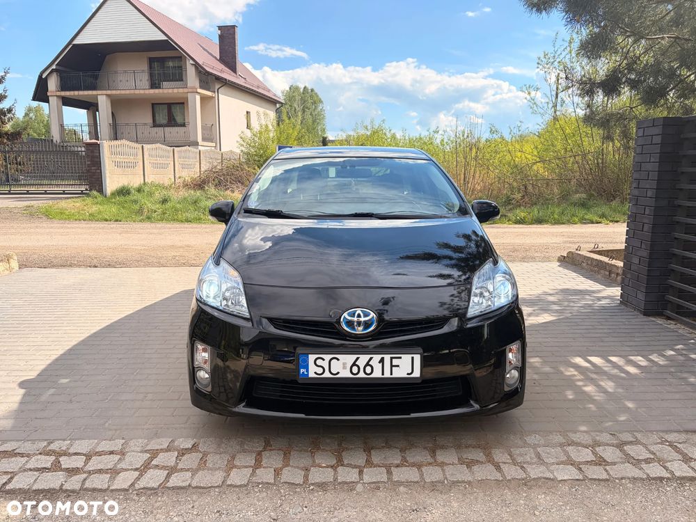 Toyota Prius 1.8 HSD Prestige - 3
