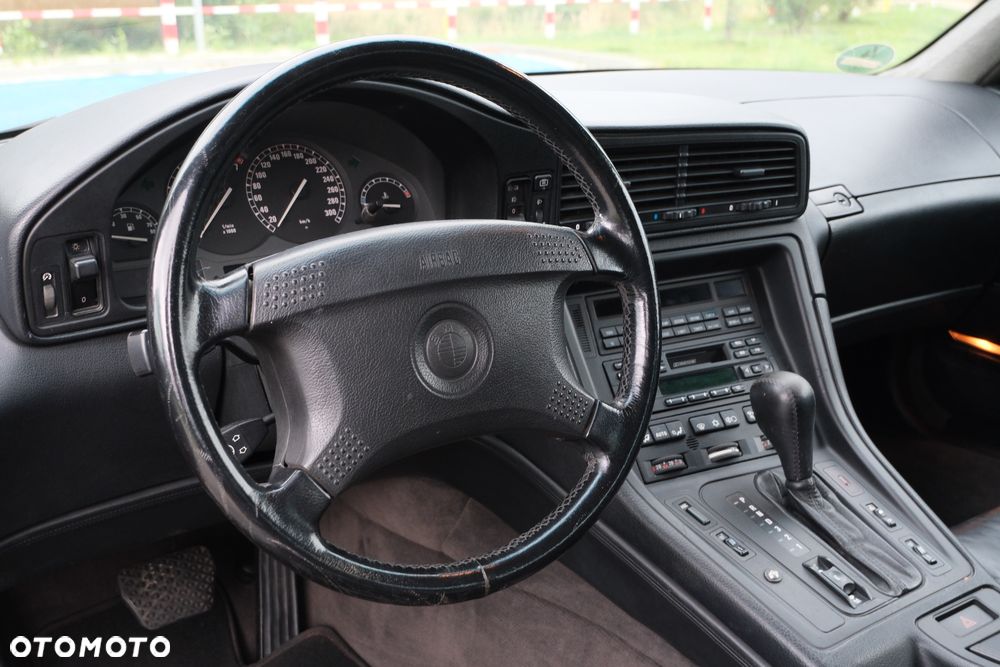 BMW Seria 8 - 19