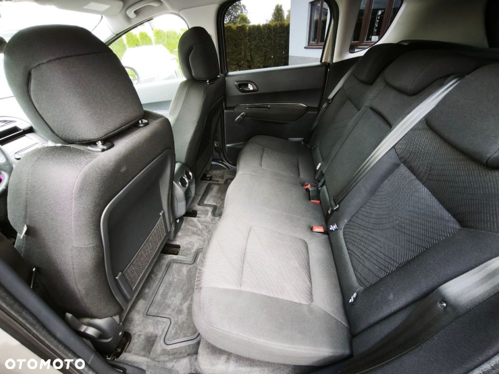 Peugeot 3008 - 12