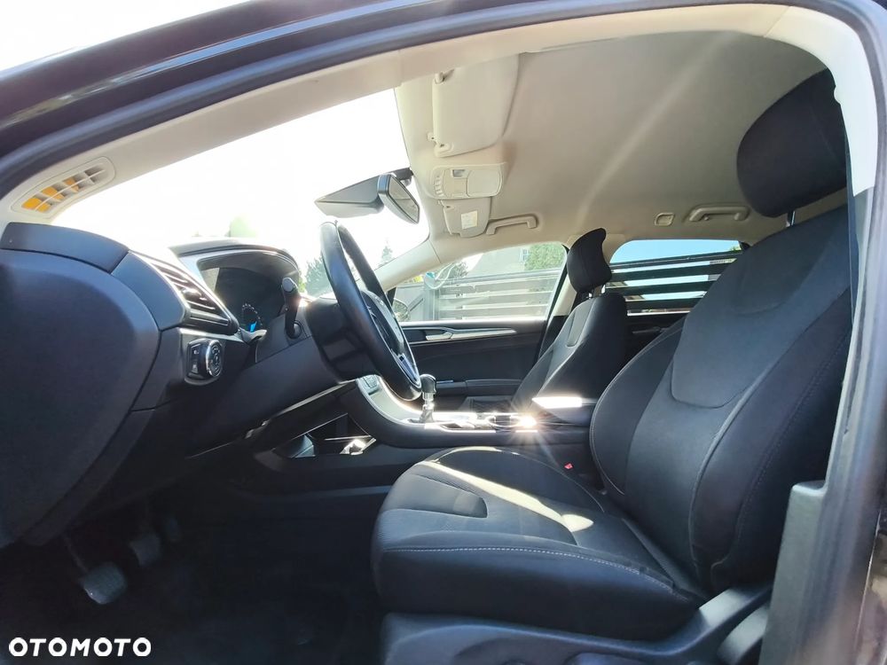 Ford Mondeo 2.0 EcoBlue Titanium - 30