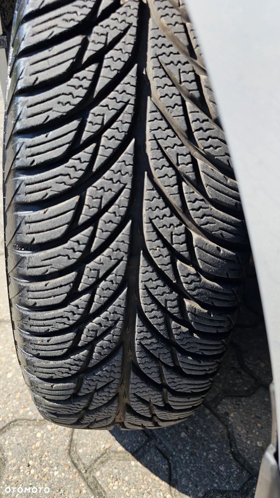 Toyota Auris 1.33 VVT-i Active - 24