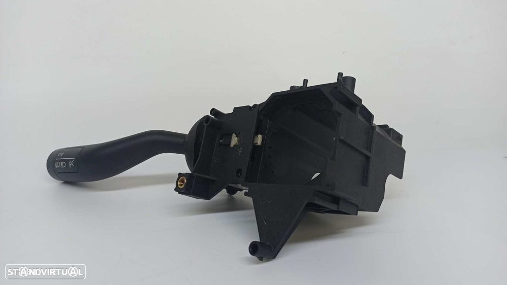 COMANDOS DOS PISCAS VOLKSWAGEN TOUAREG (7LA) TDI R5 - 2